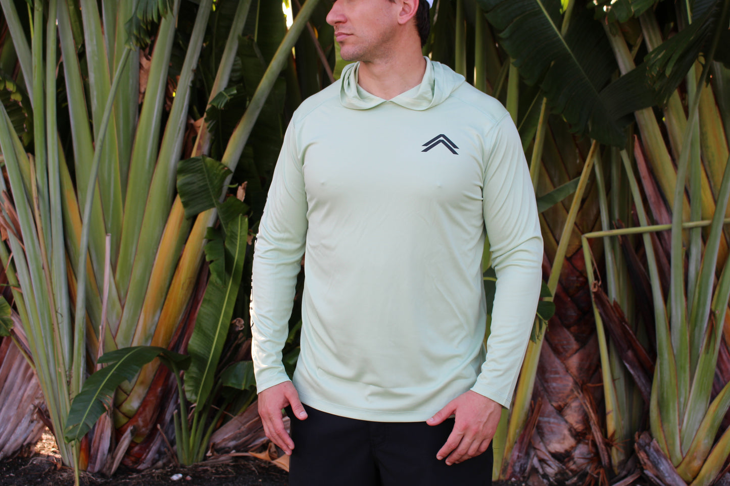 LAND & SEA PERFORMANCE HOODIE IN SEAFOAM