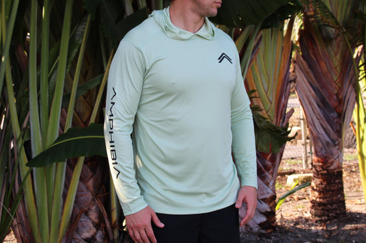 LAND & SEA PERFORMANCE HOODIE IN SEAFOAM
